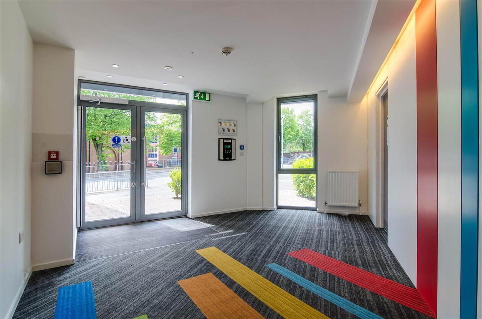 Apt 4.6, 117 Lisburn Road 2 of 13