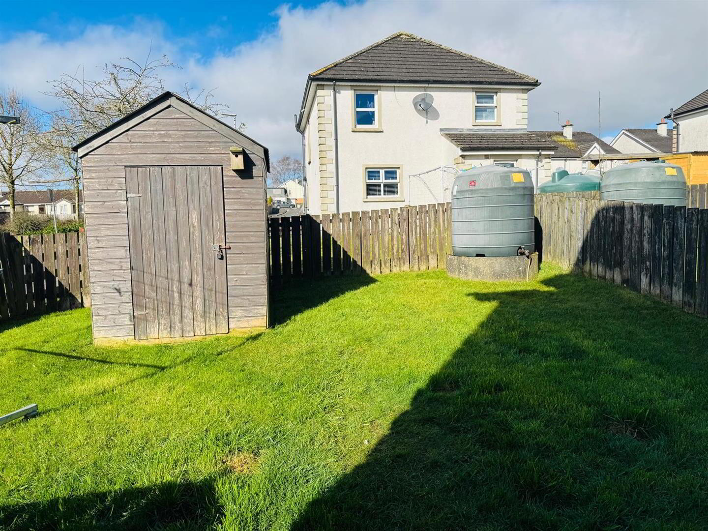 42 Elm Wood Green 15 of 16