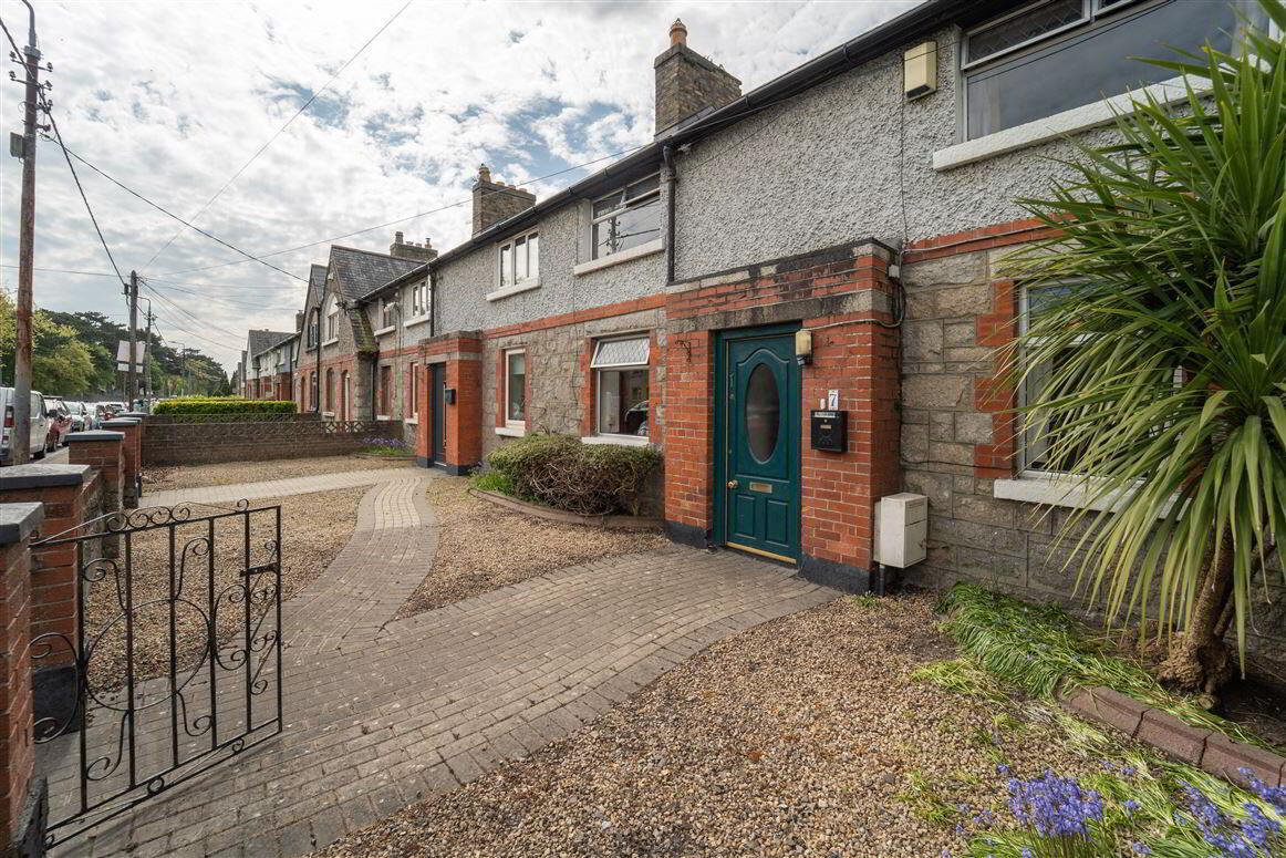 7 Woodfarm Cottages 2 of 23