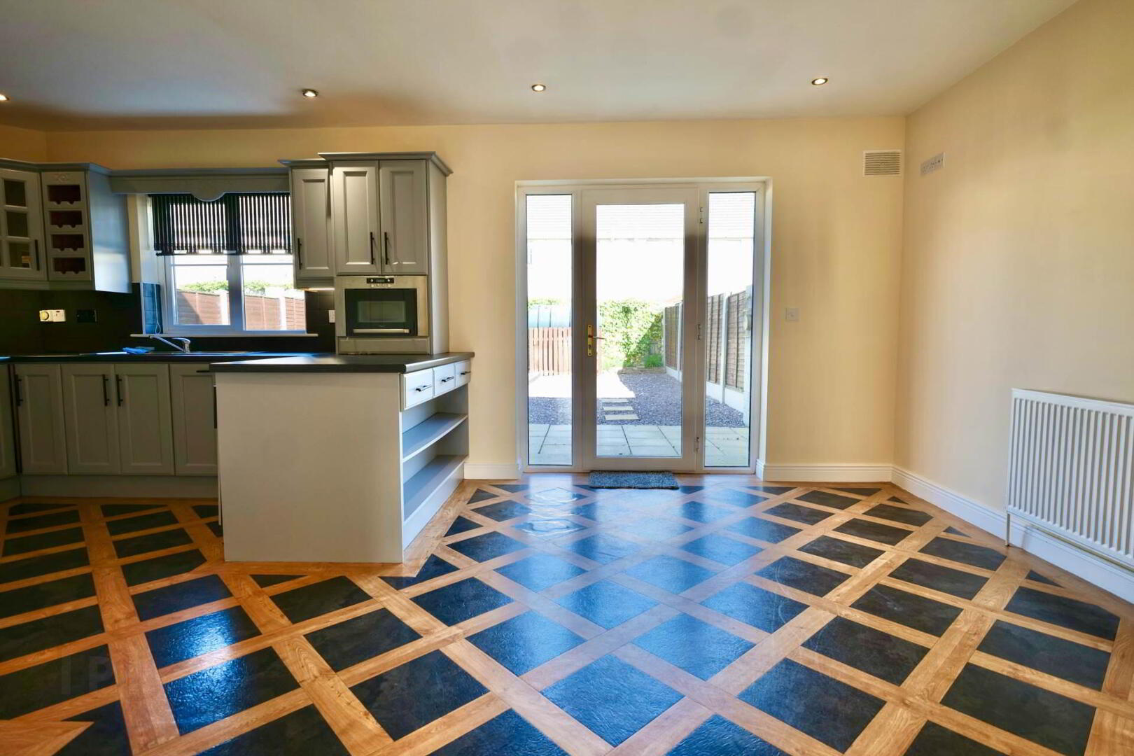 62 Woodfield Green 3 of 15