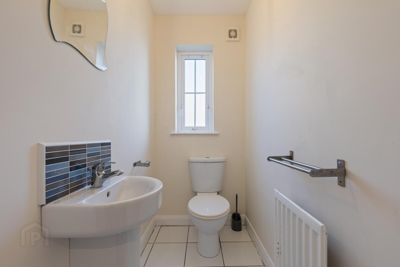 13 Linen Court 2 of 23