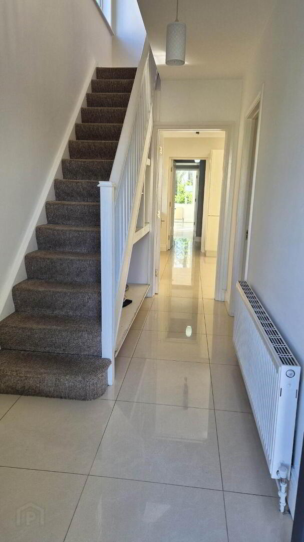 36 Whitethorn Grove 2 of 37