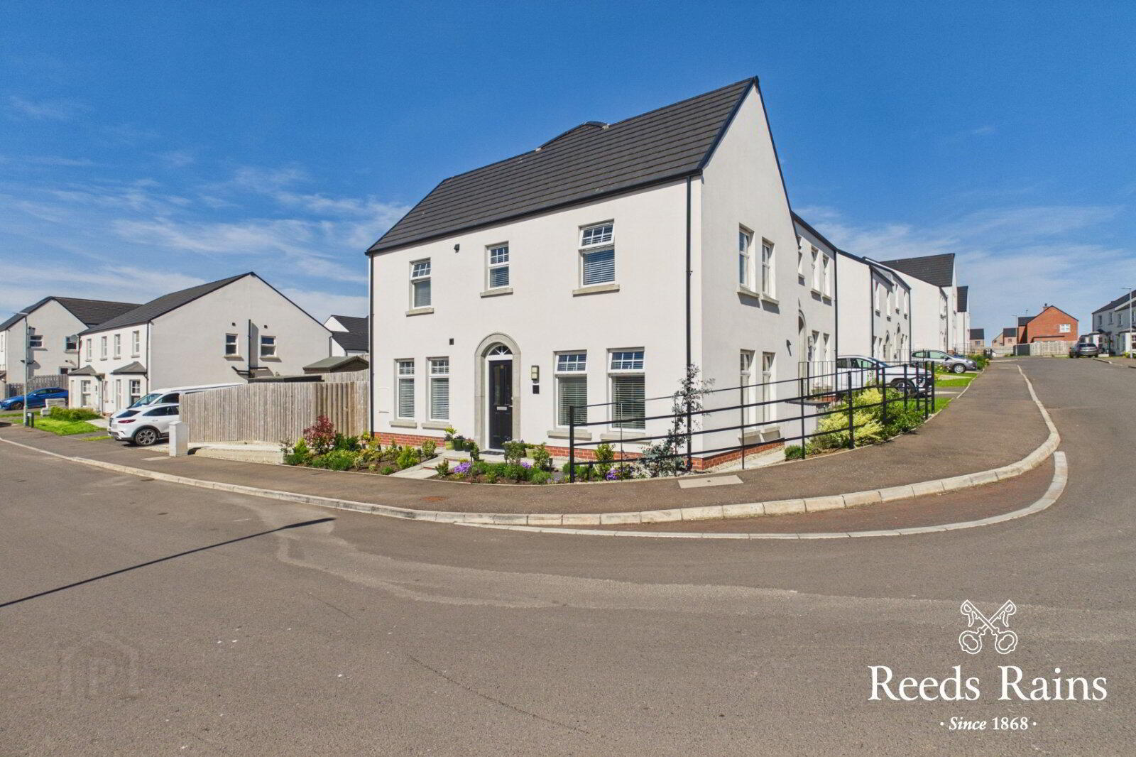 8 Rushfield Place 2 of 23