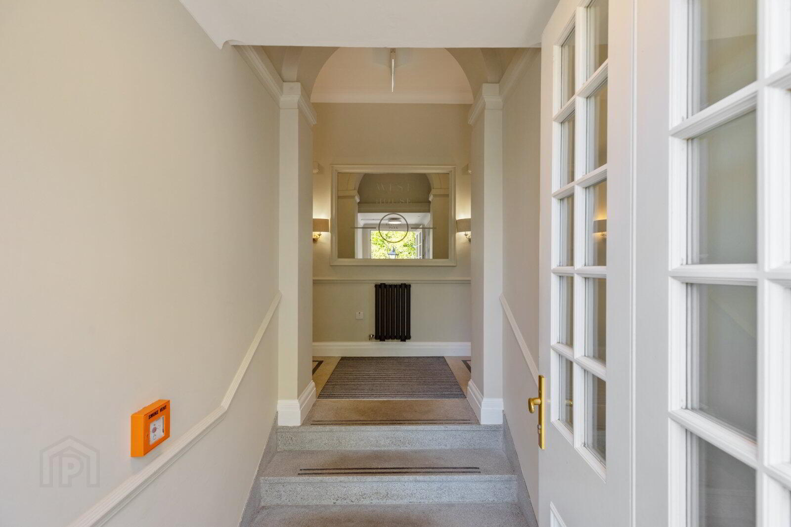 Apartment 3 The West House 24 Ishbel Mews 3 of 22