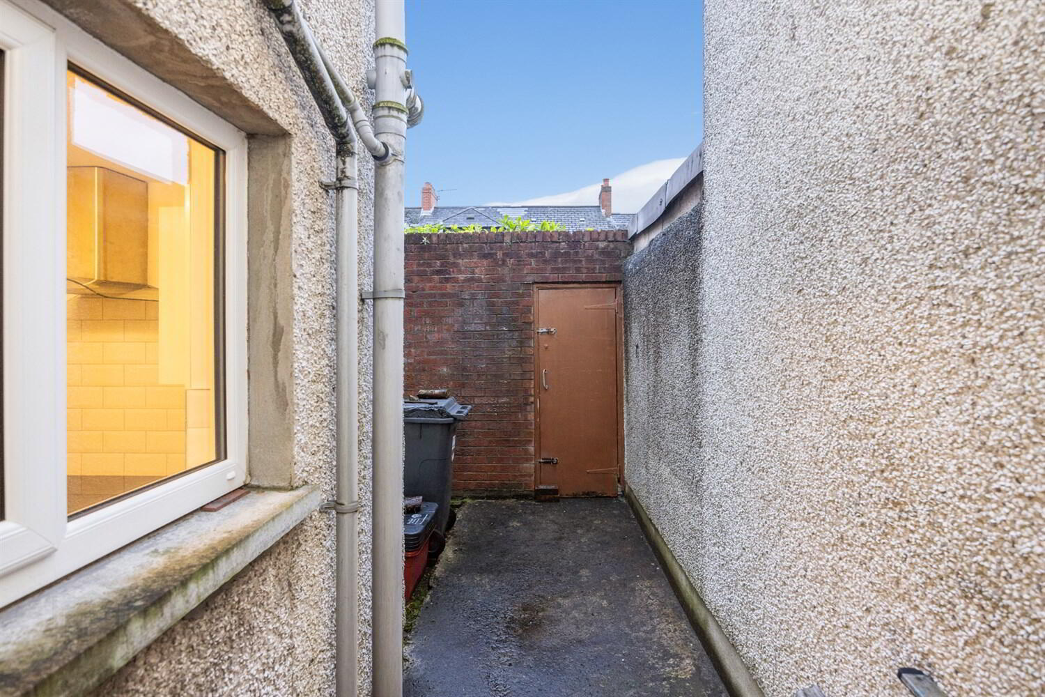22 Windsor Road 8 of 9