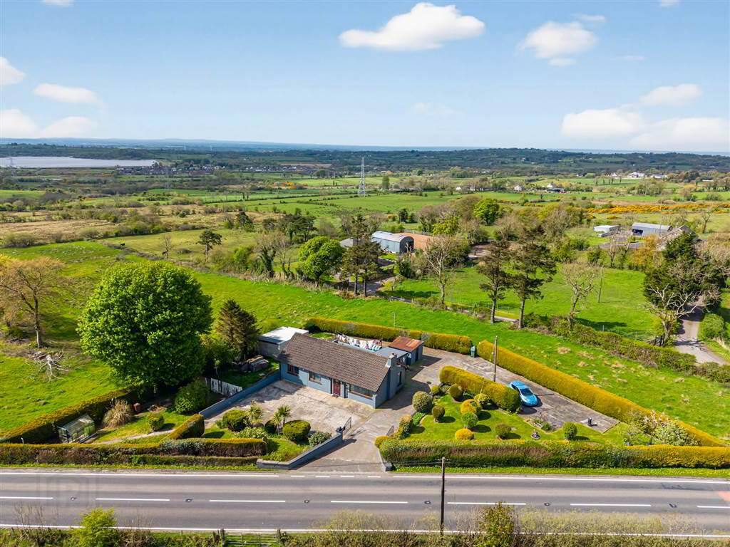 House And 3 Acres, 5 Rock Road 3 of 30