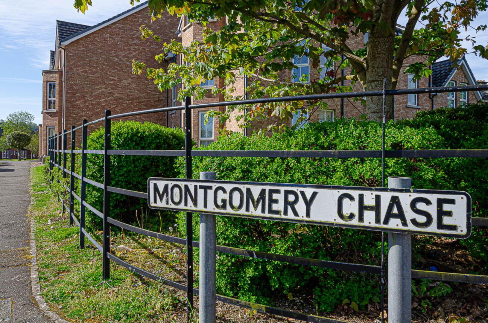 6 Montgomery Chase 2 of 21