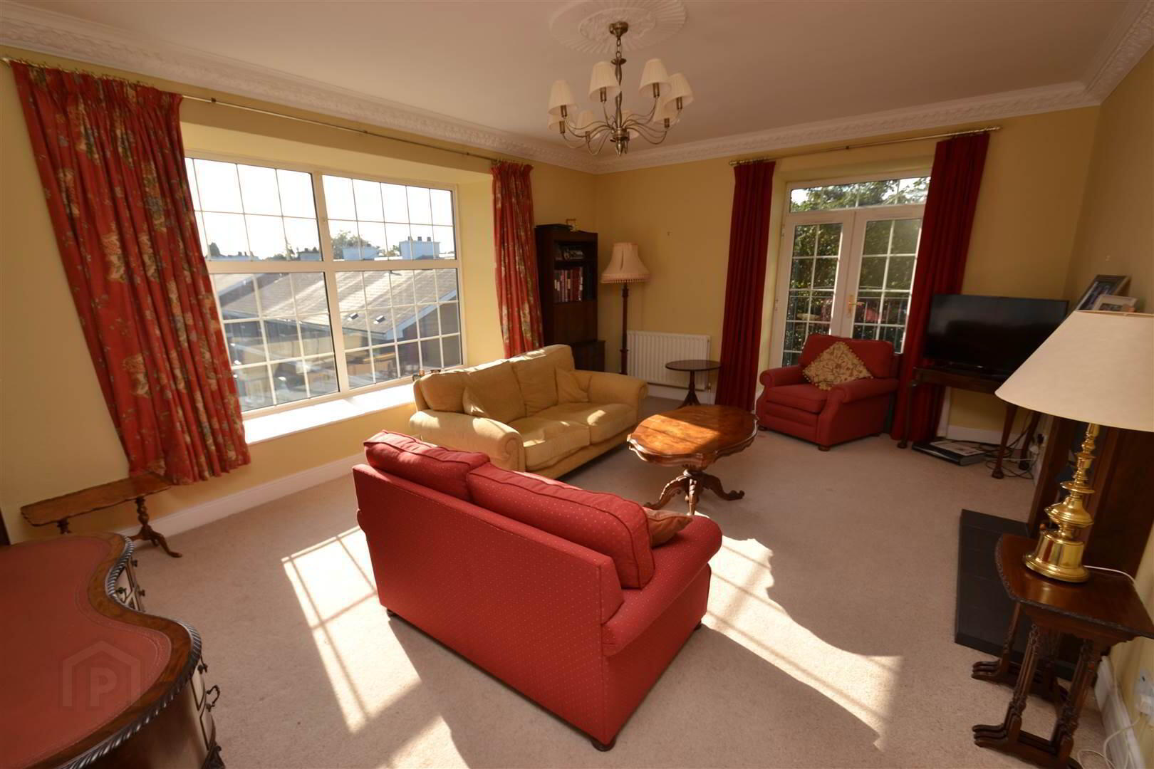 18 Thornhill Malone , Belfast 2 of 10