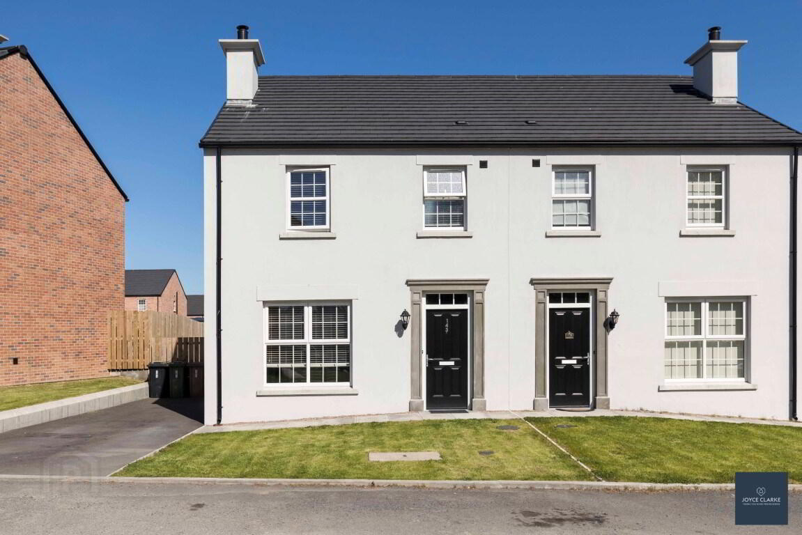 143 Dicksons Wood 2 of 36