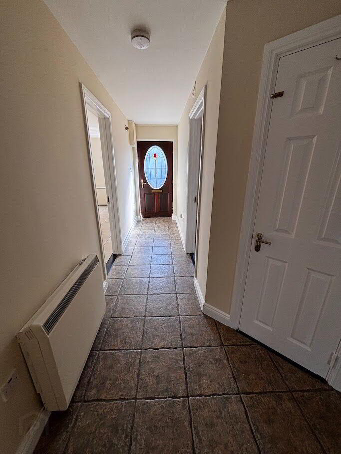 4 Cathedral Court 2 of 18