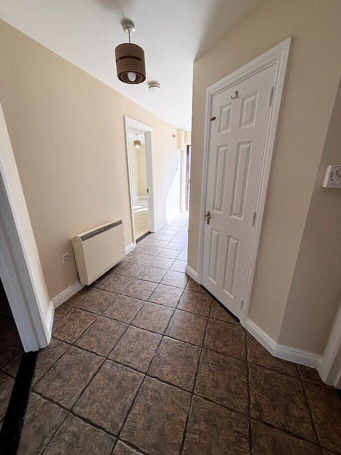 4 Cathedral Court 3 of 18