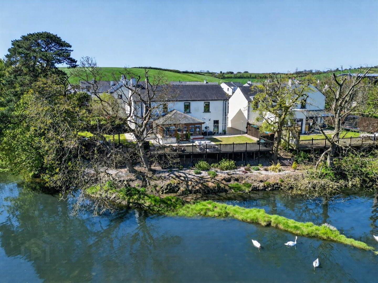 5 The Oyster Yard 1 of 31