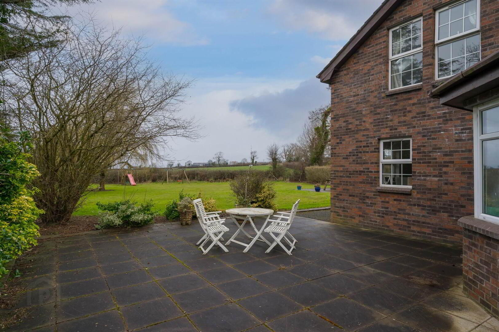 8B Ballyclan Road 30 of 30