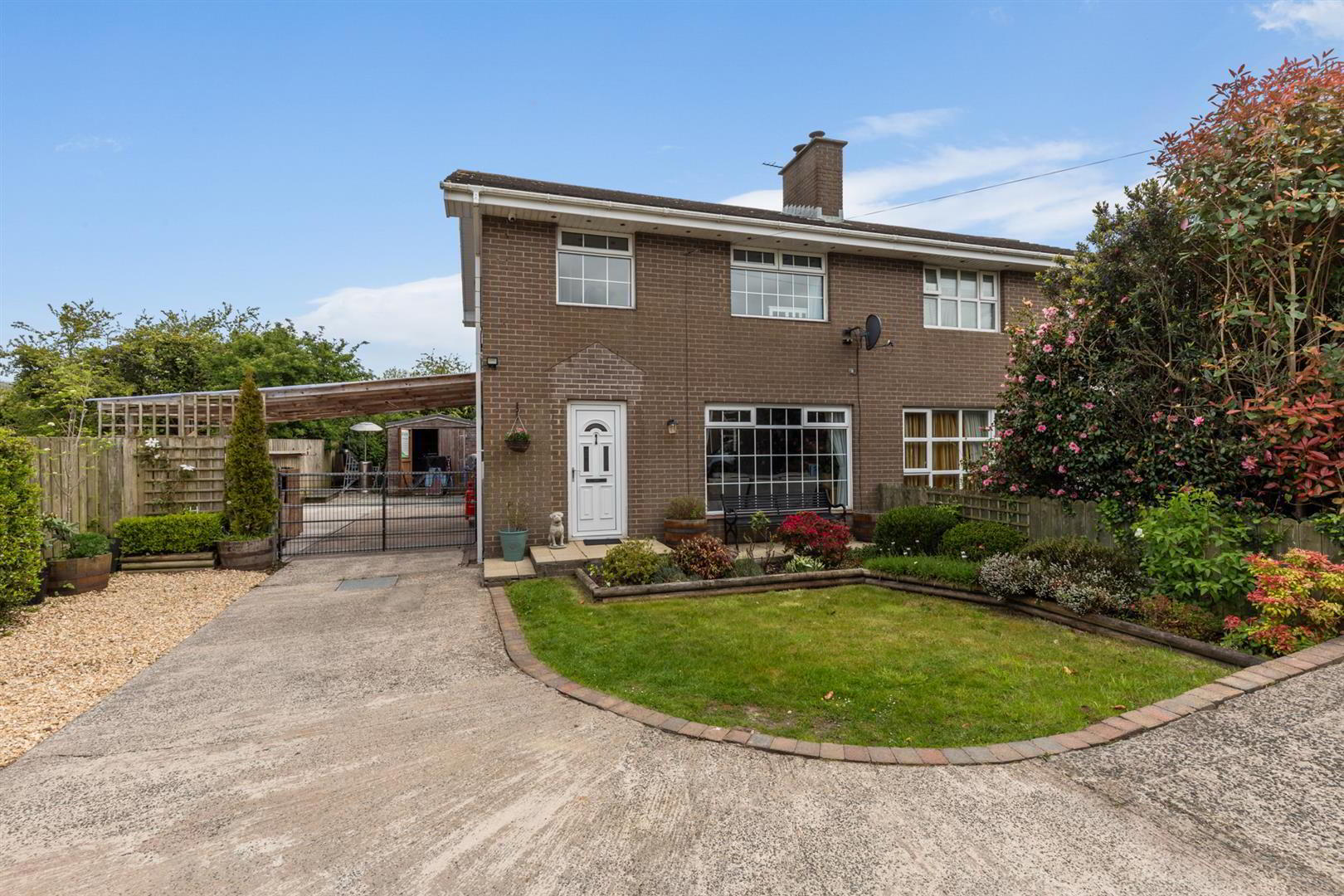 11 Rockland Crescent 1 of 28
