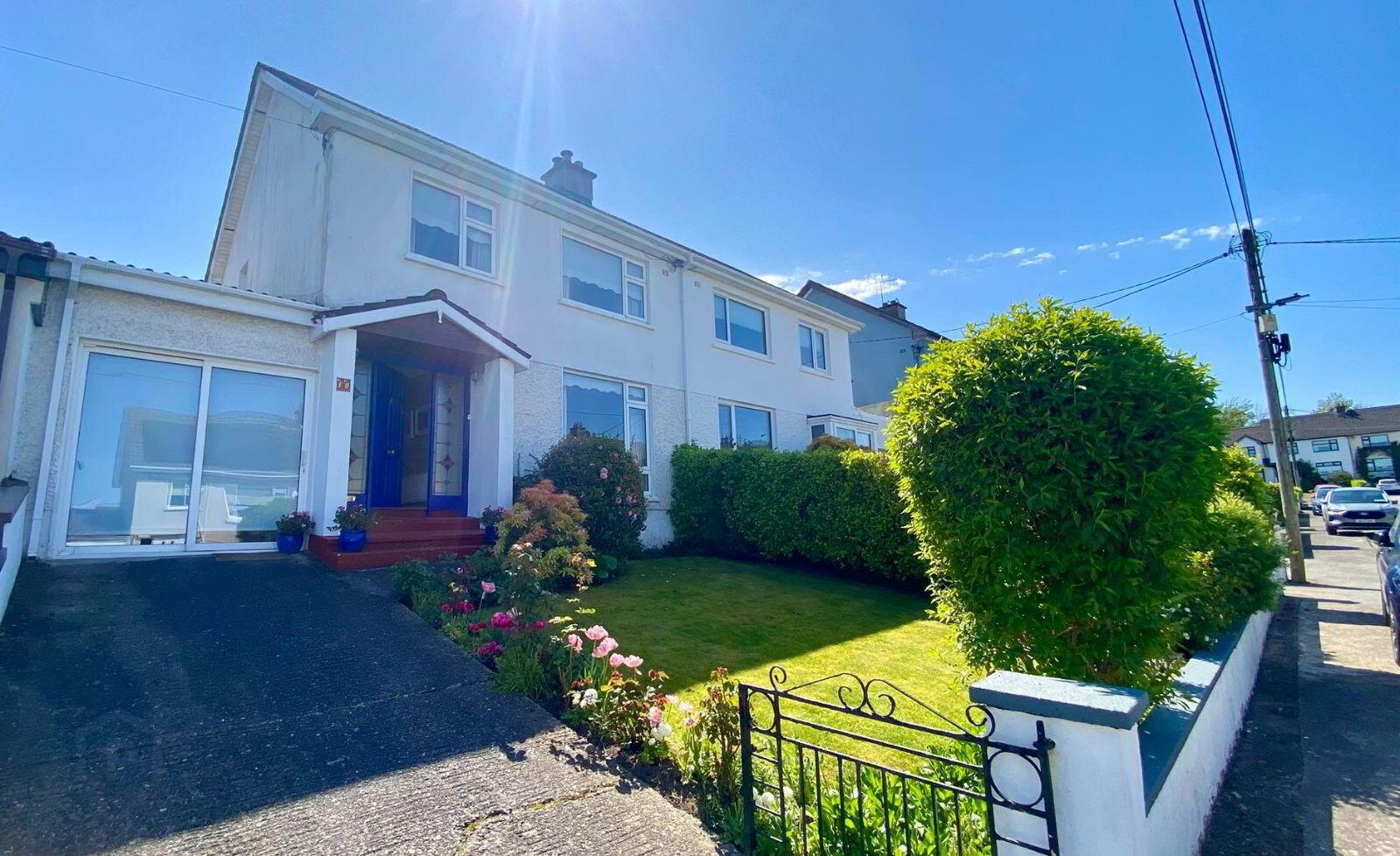 10 Inchvale Drive 2 of 22