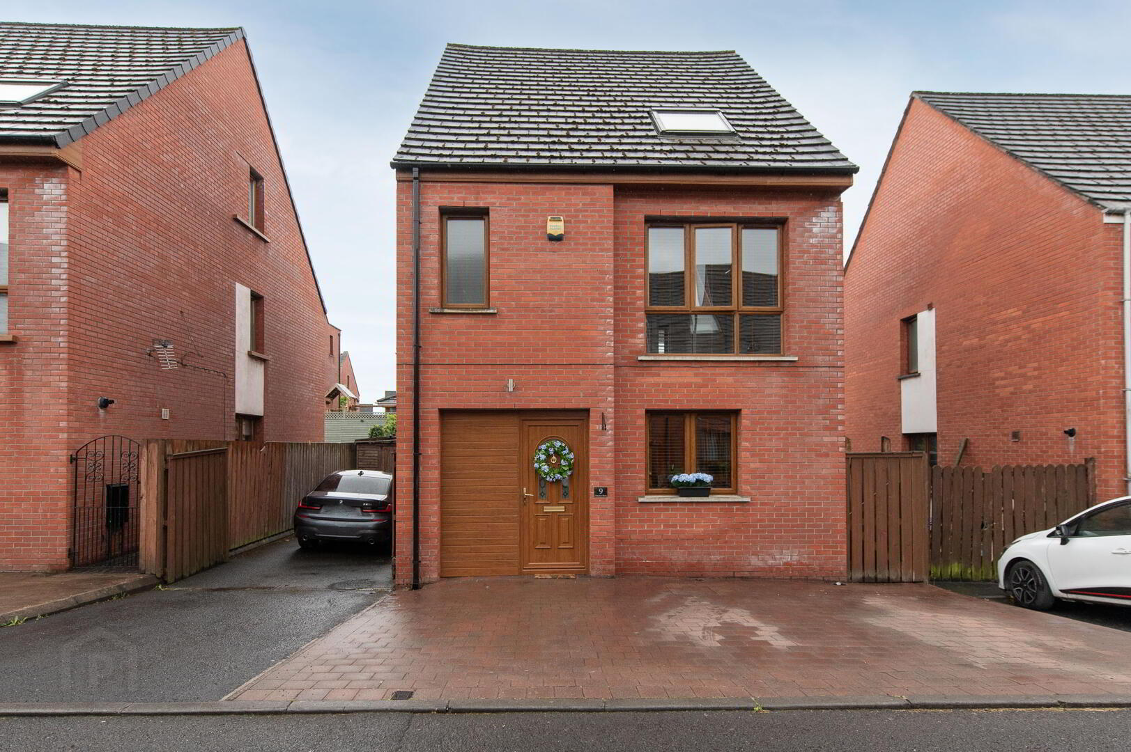 9 Dunmore Mews 2 of 36