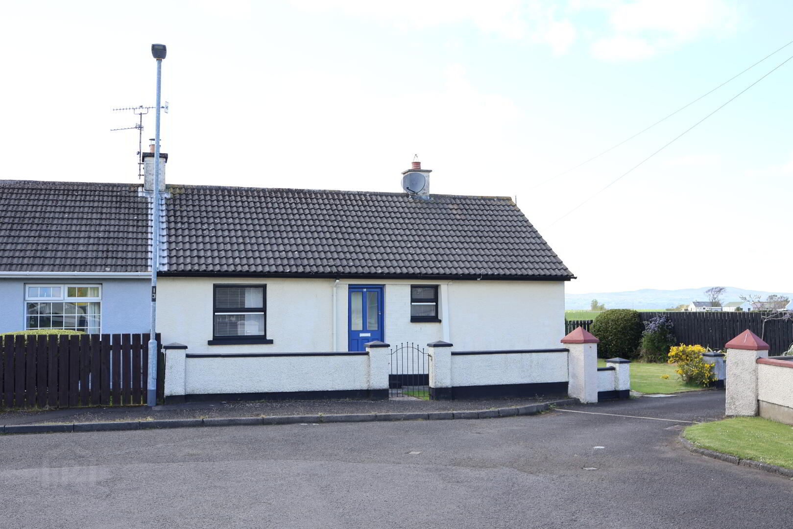 16 Oughtymoyle Avenue 1 of 12