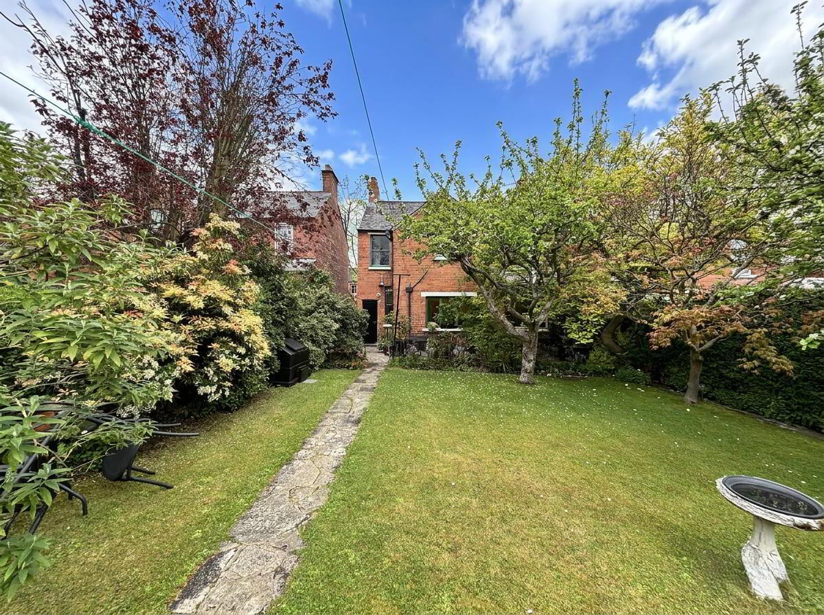 7 Knutsford Drive 33 of 33