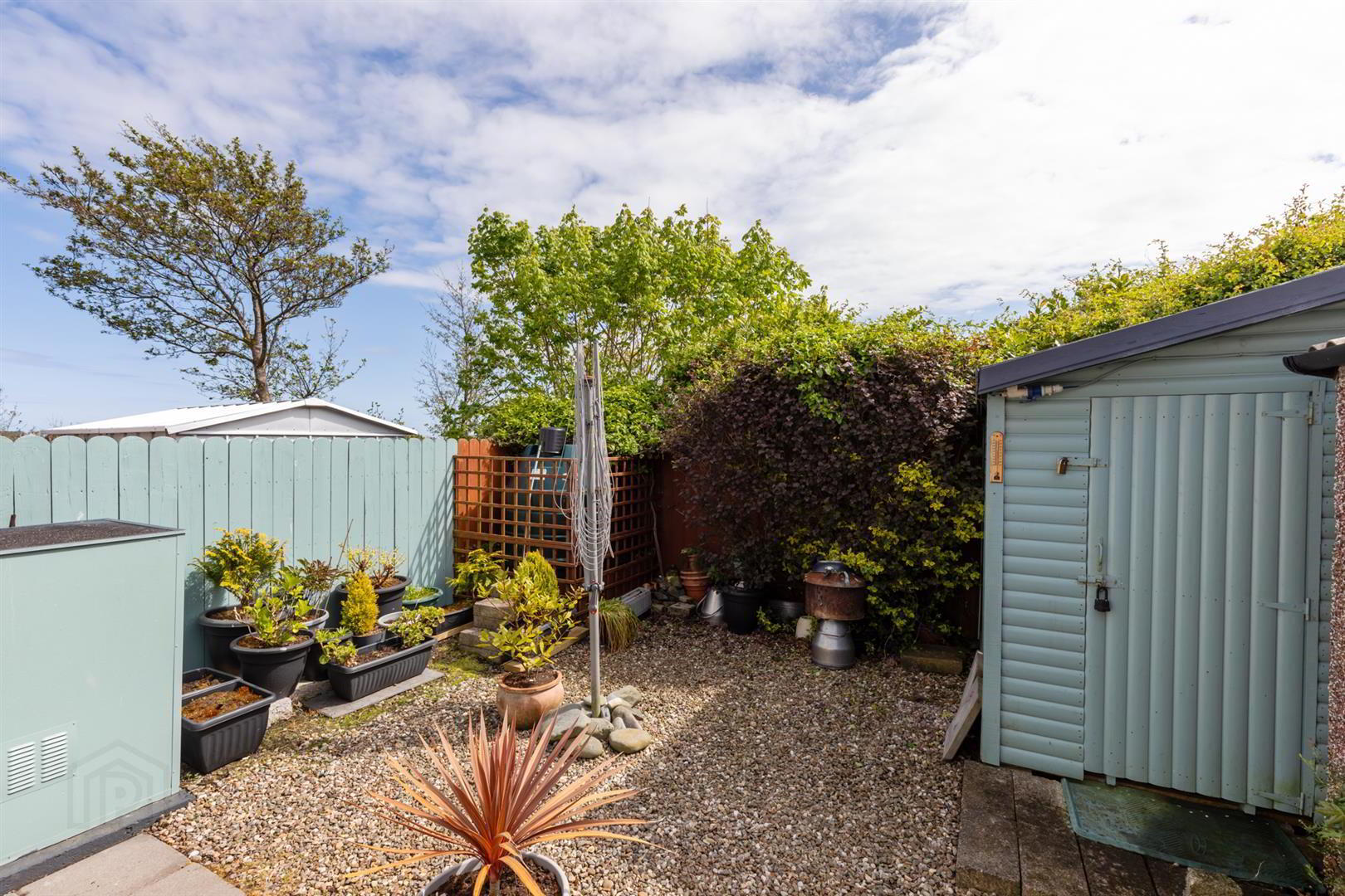 38 Longfield Way 23 of 24