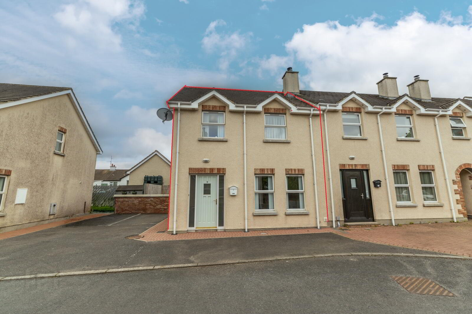 9 Aonach Court 1 of 22