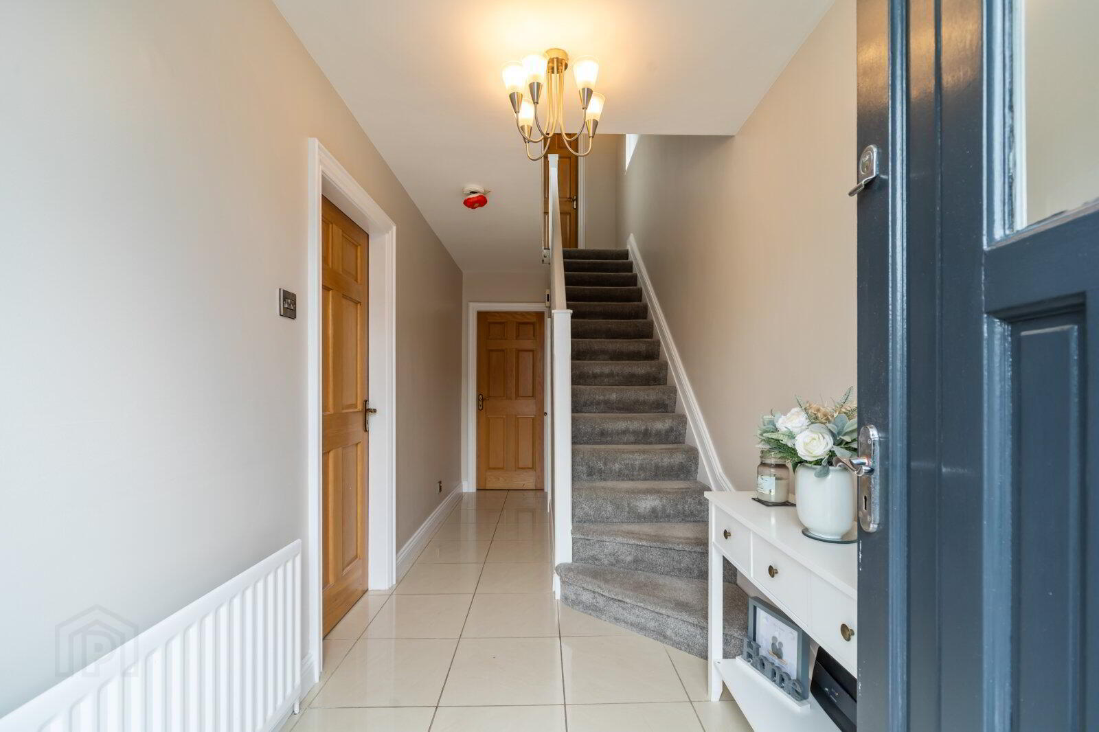 41 Laurelgrove Dale 2 of 18