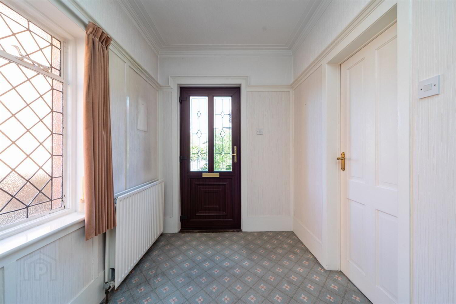 53 Cranmore Gardens 3 of 20