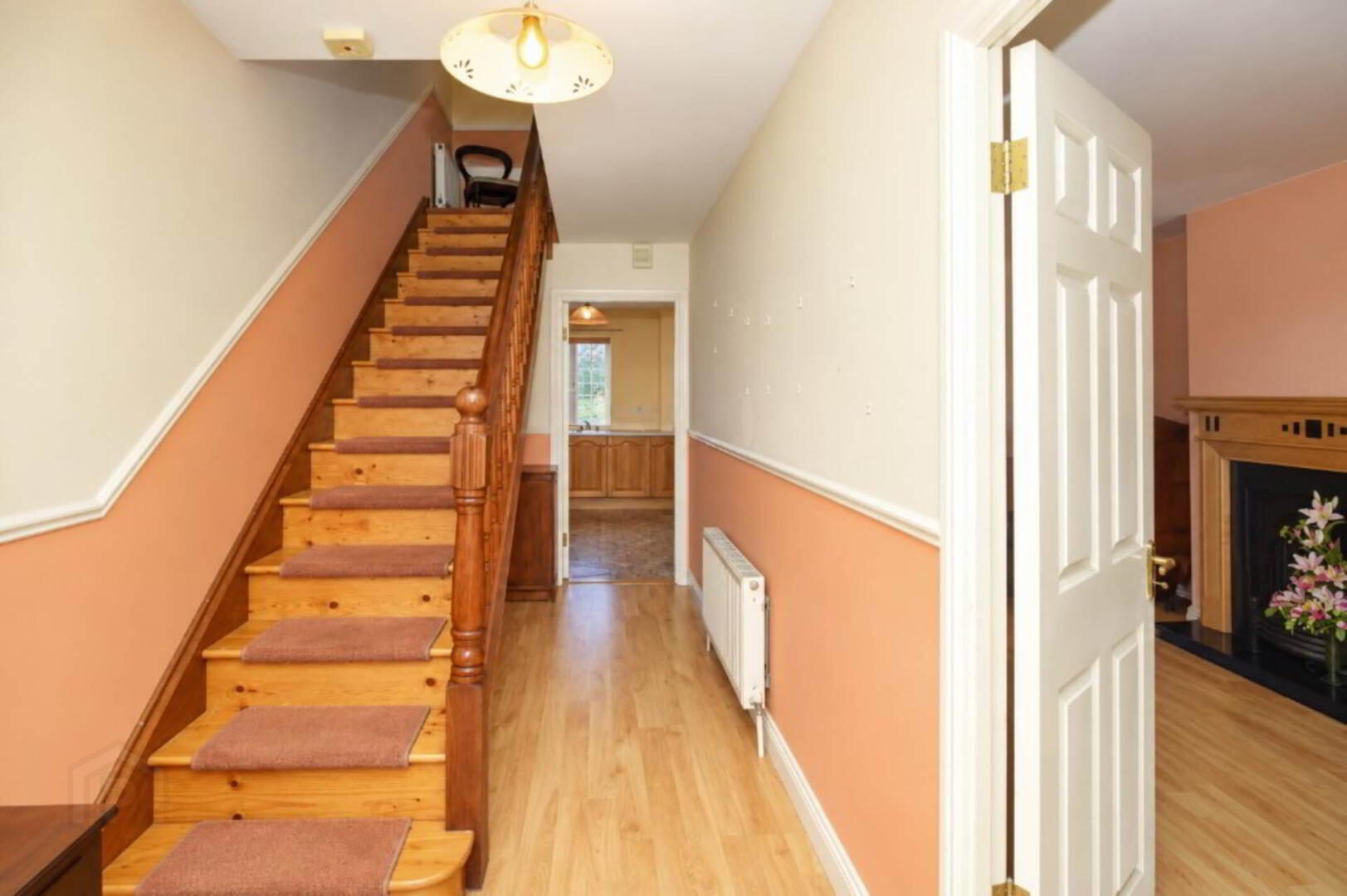 45 Ormond Keep 2 of 13