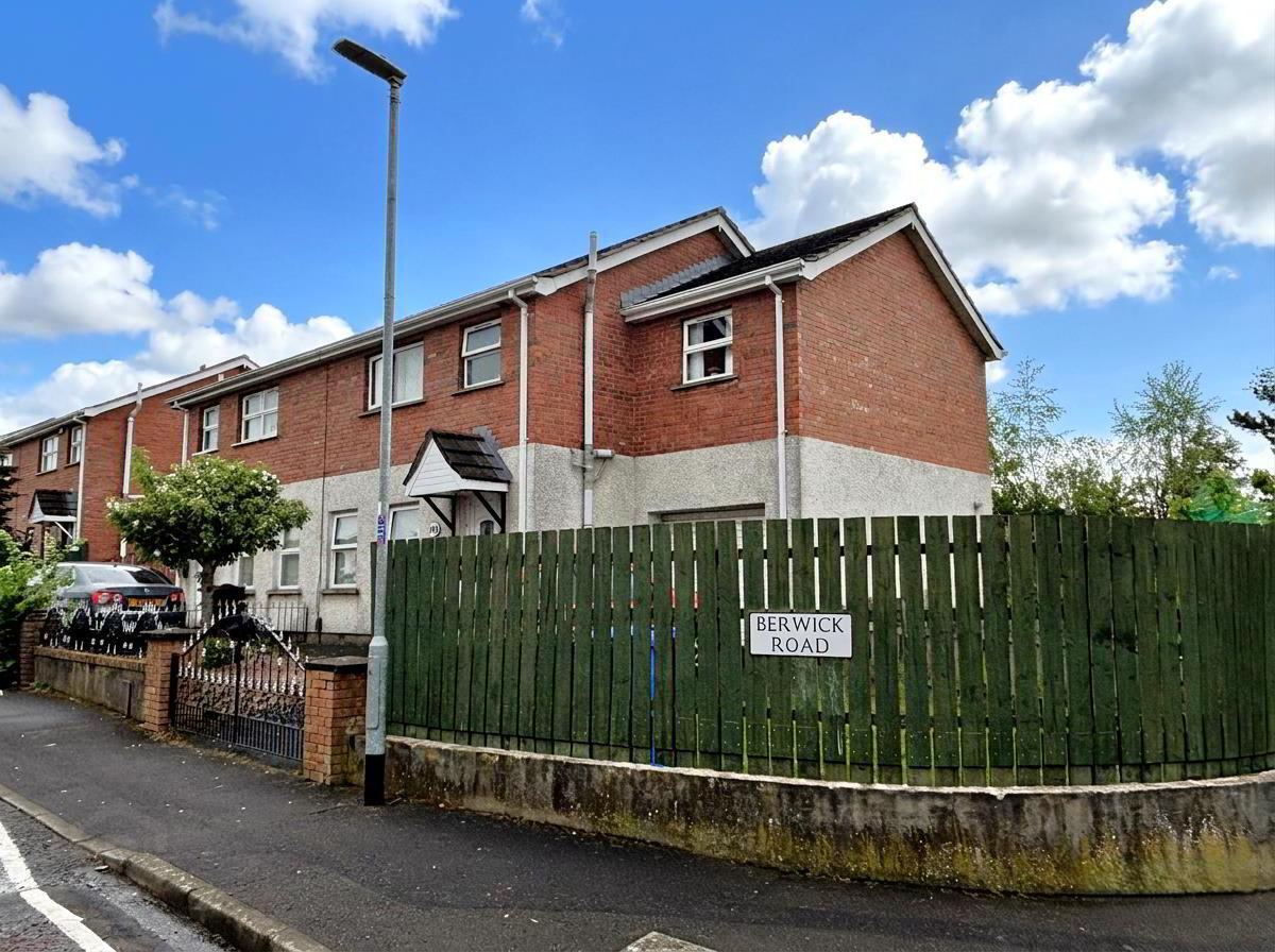199 Berwick Road 2 of 27