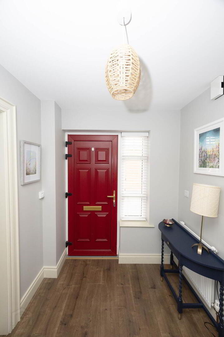 62 Lagan Gate 3 of 16