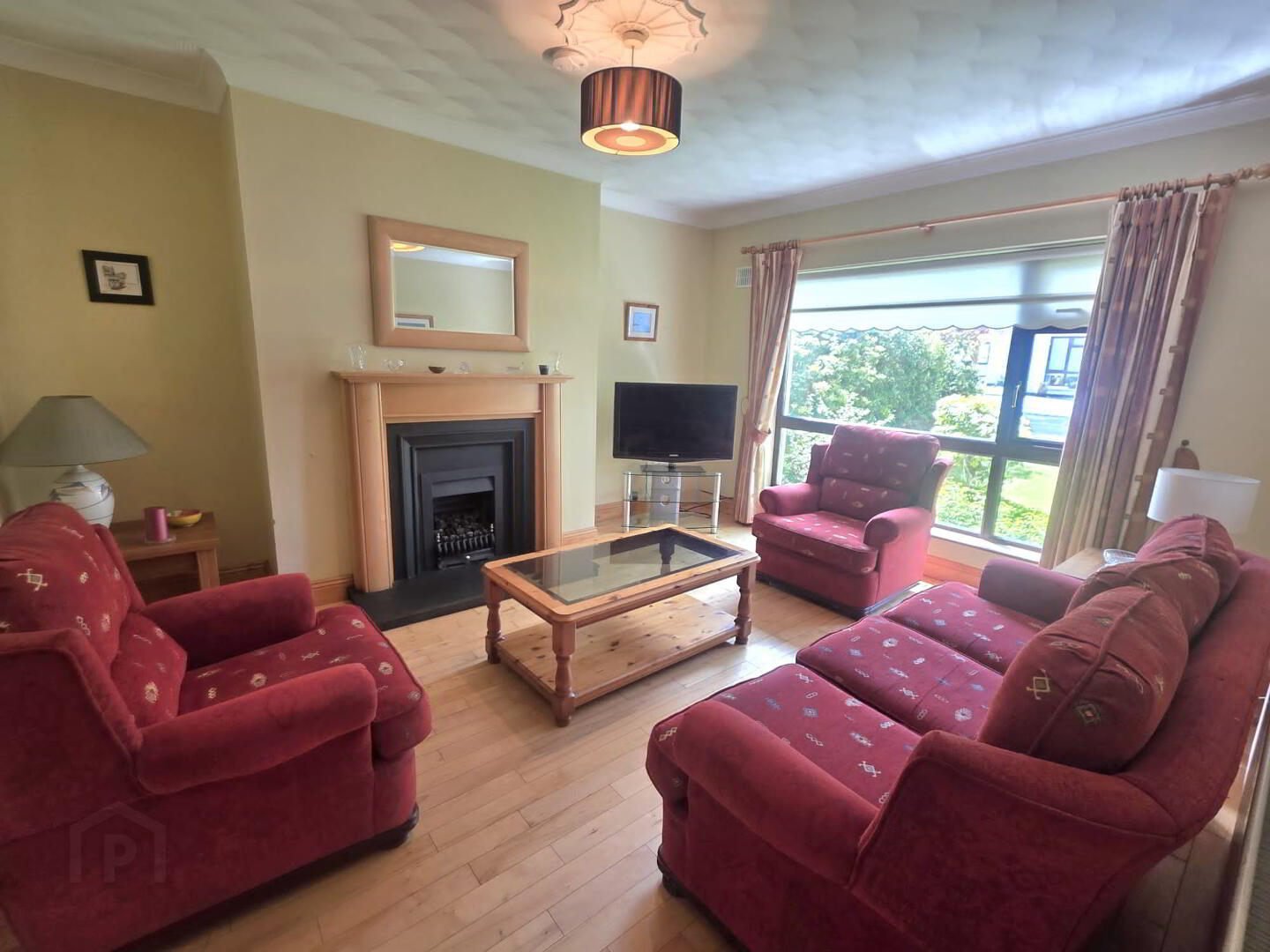 1 Dromore Court 2 of 14