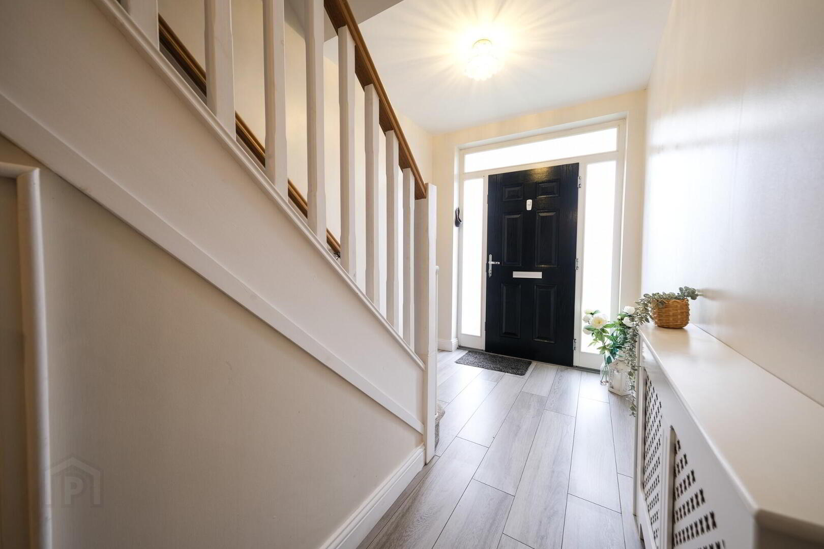 31 Farm Lodge Lane 2 of 29