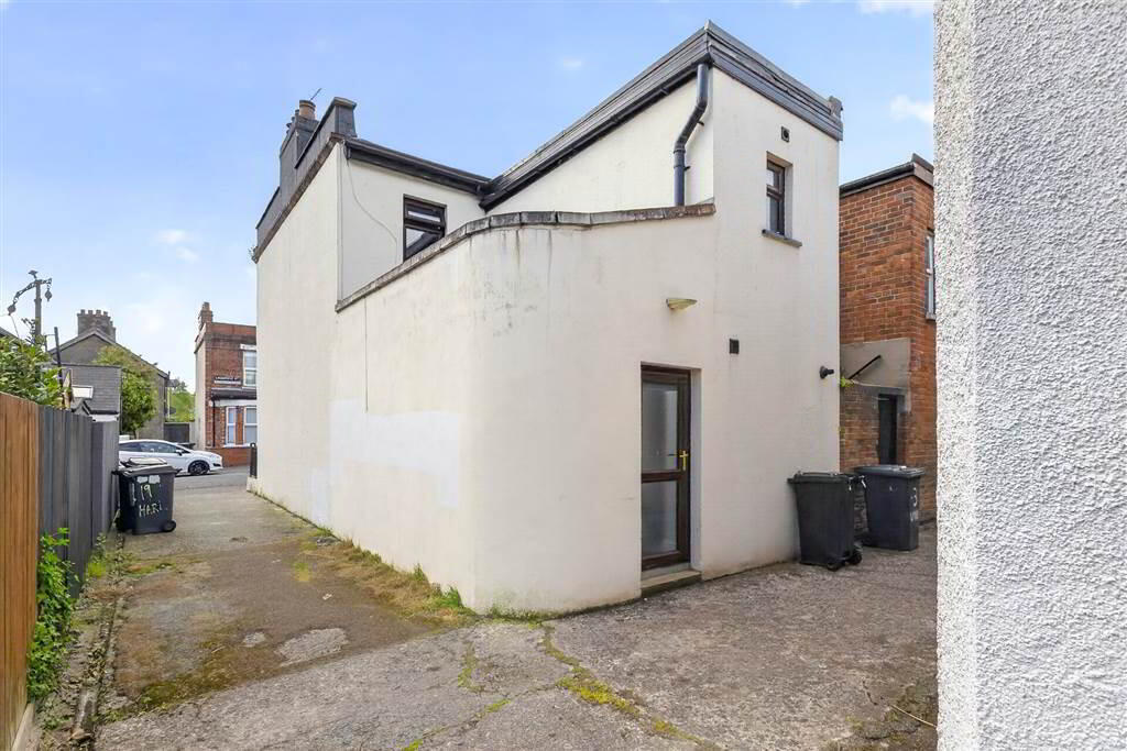 1 Laganvale Street 18 of 19