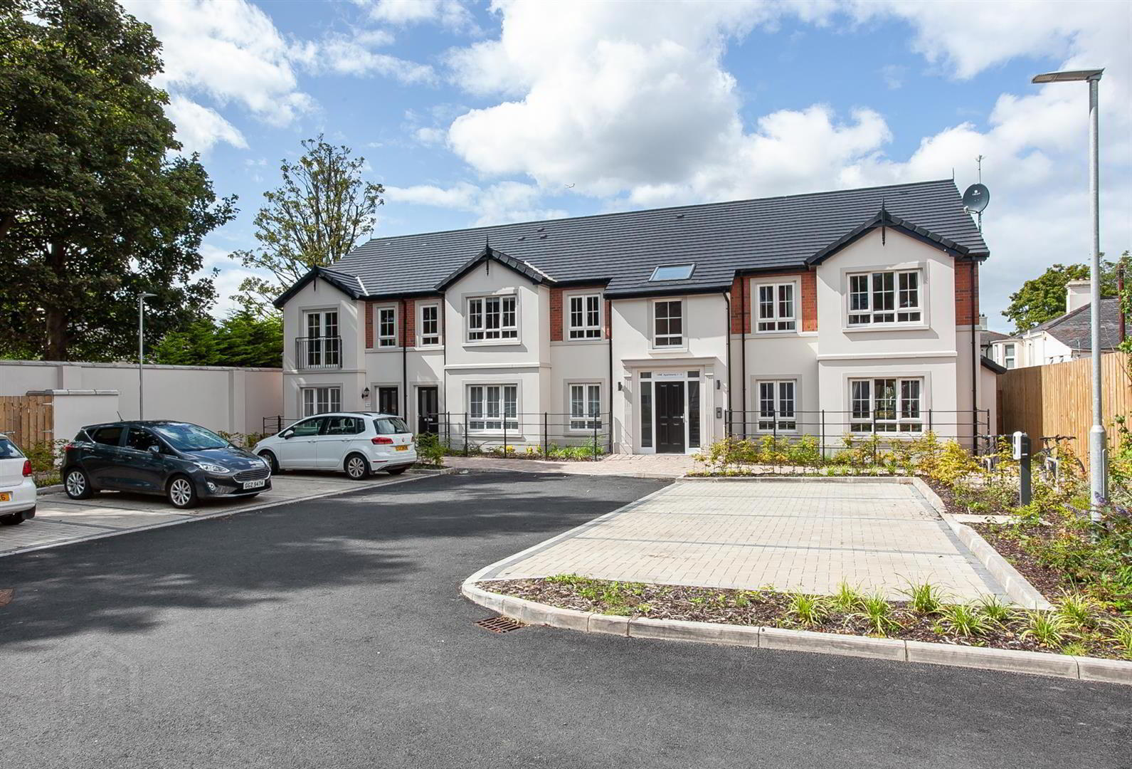 Apt 4 Ebrington Hall, 149E Upper Newtownards Road 1 of 28