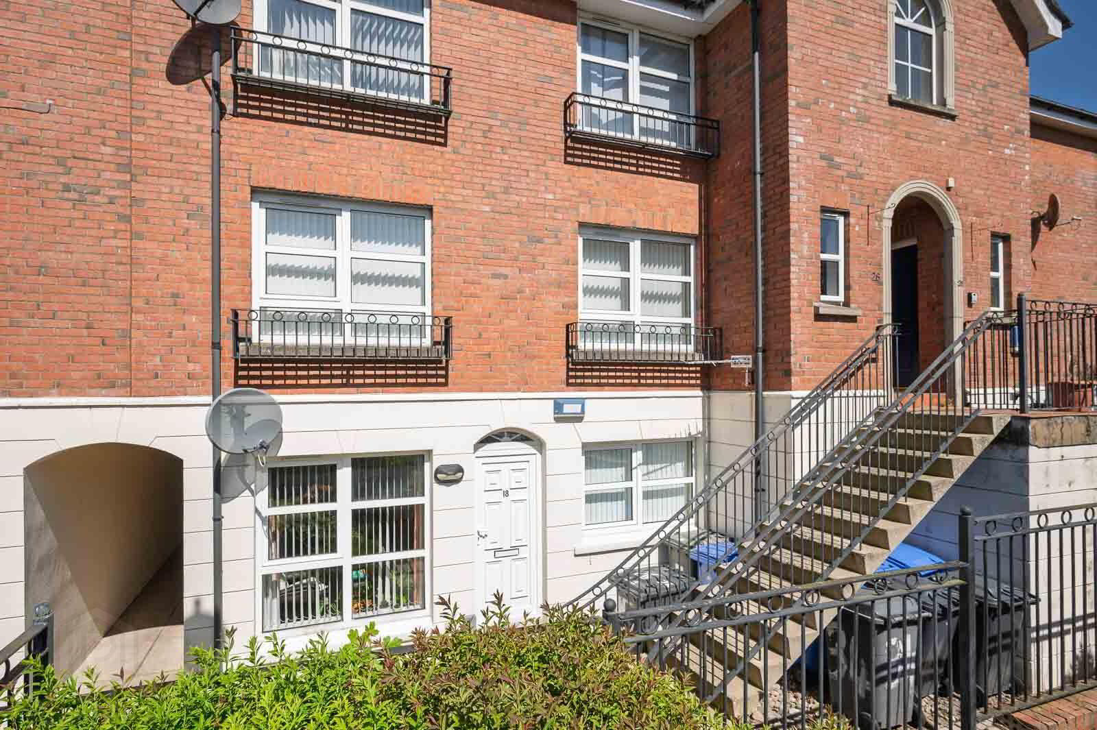 26 Richmond Avenue 2 of 16