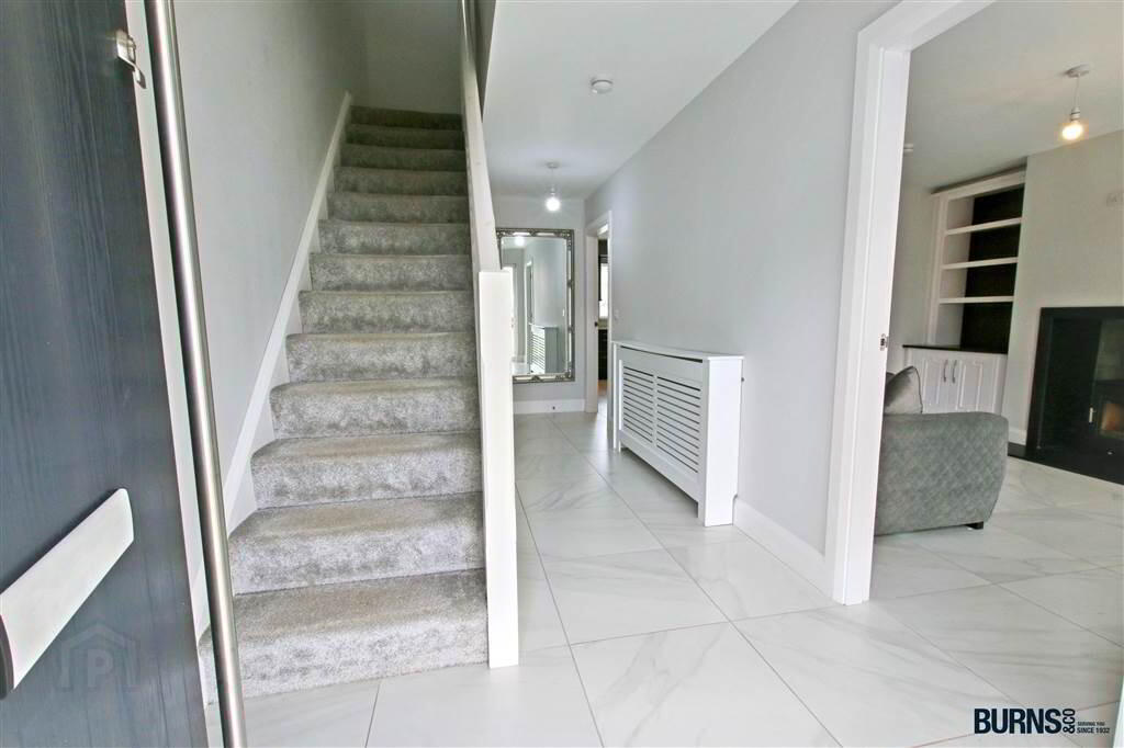 8 Cloneen Drive 2 of 26