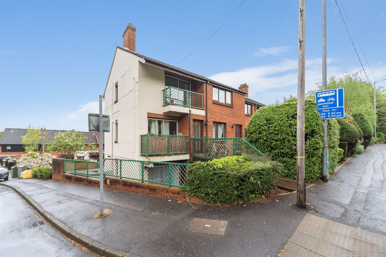 77 Upper Malone Road 1 of 16