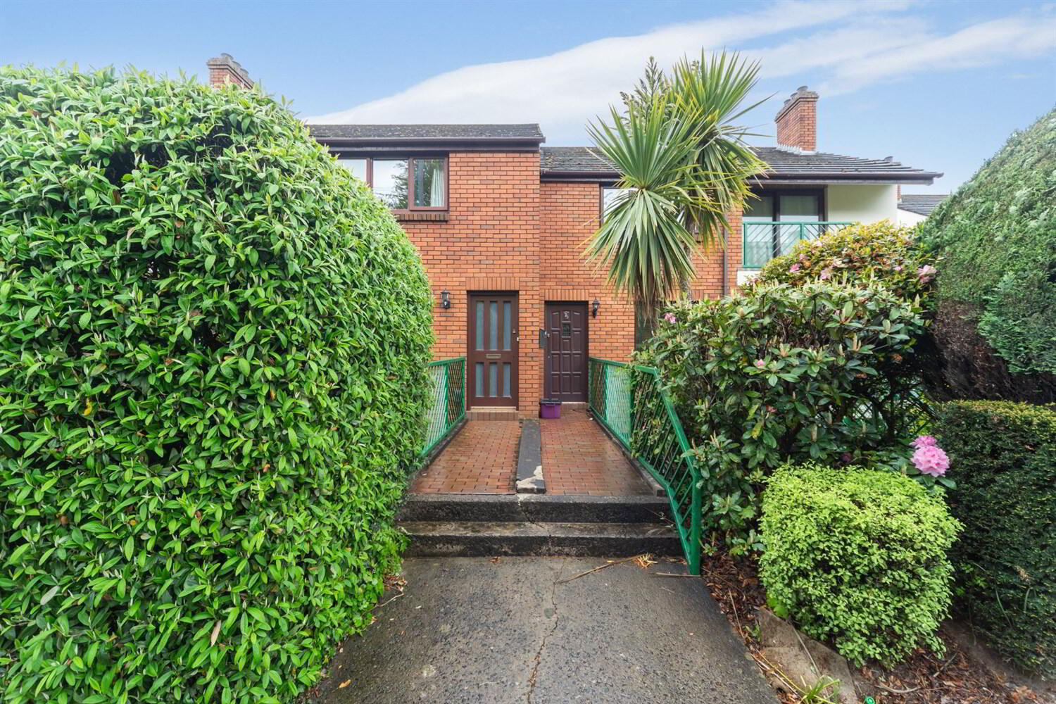 77 Upper Malone Road 2 of 16