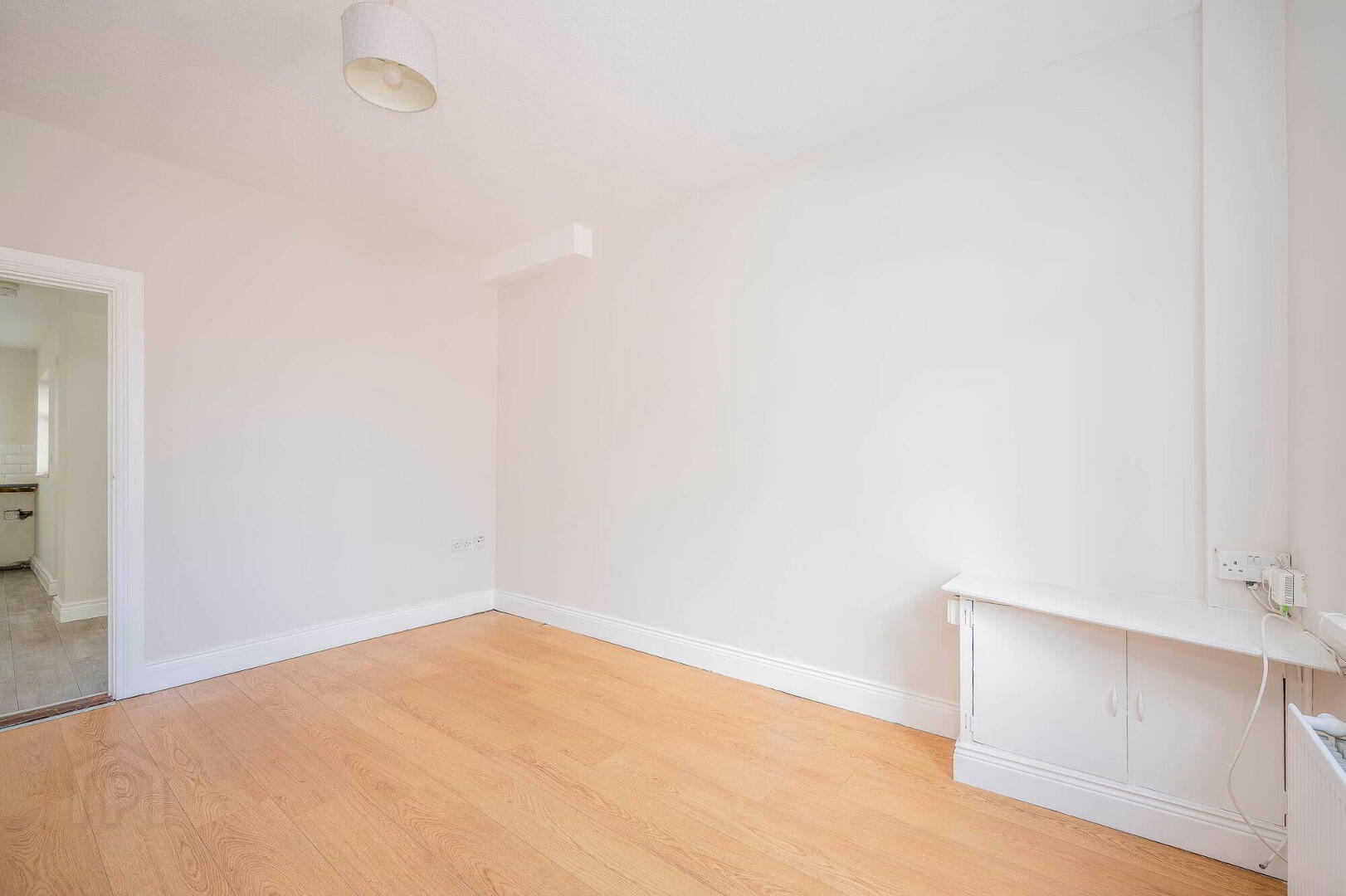 92 Fane Street 3 of 15
