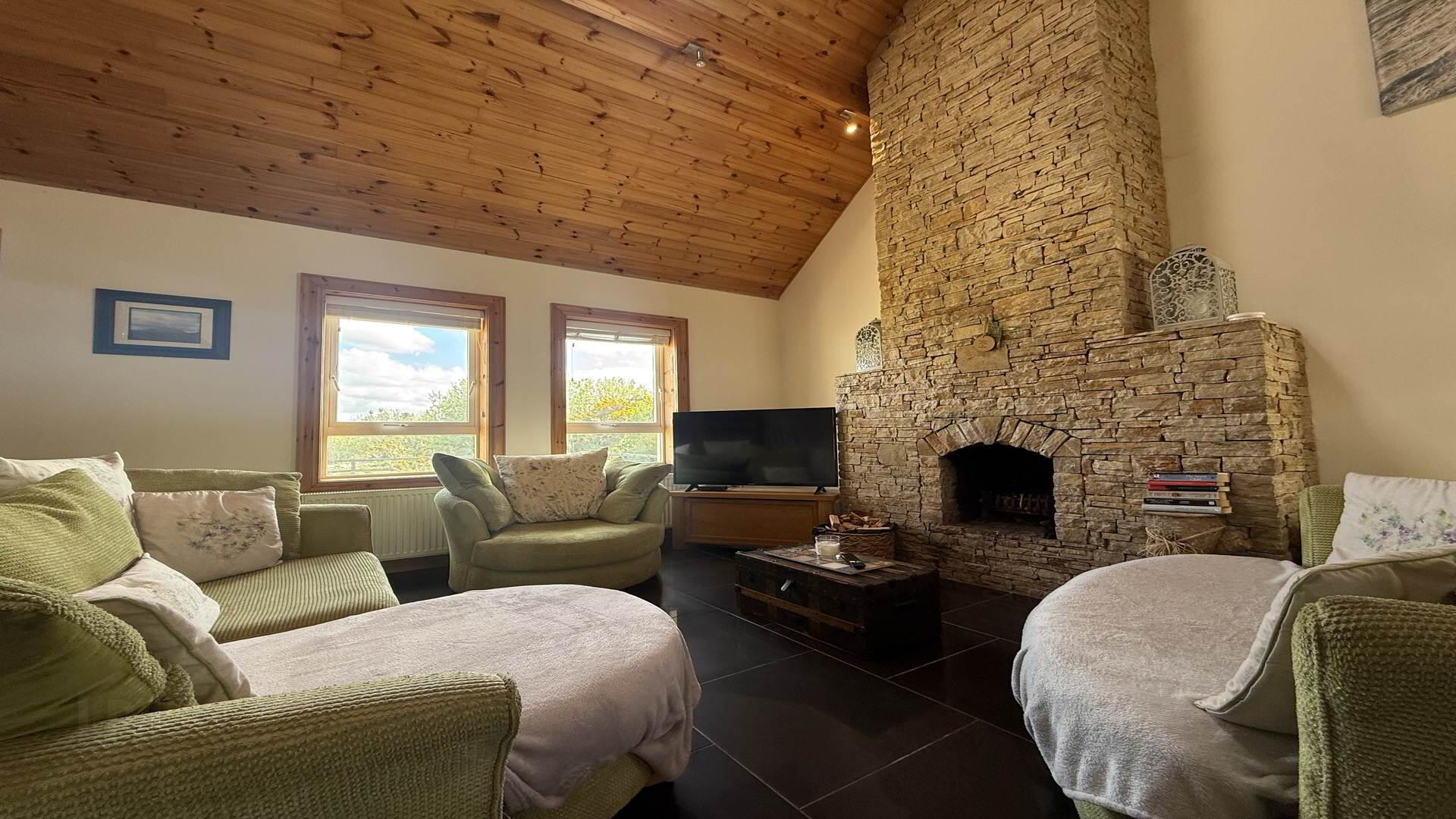1 Roshine Acres 3 of 22