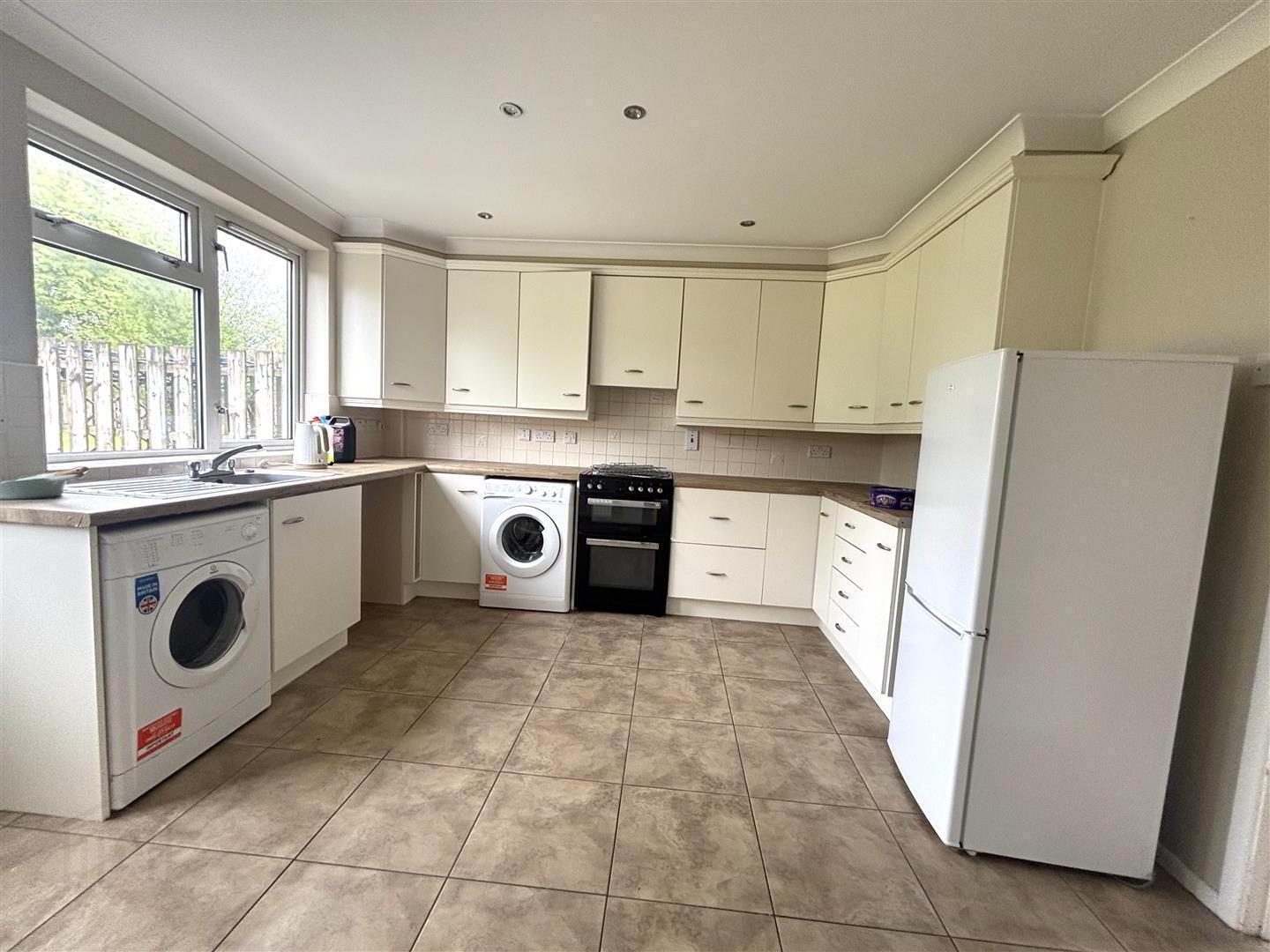 22 Walworth Drive 2 of 12