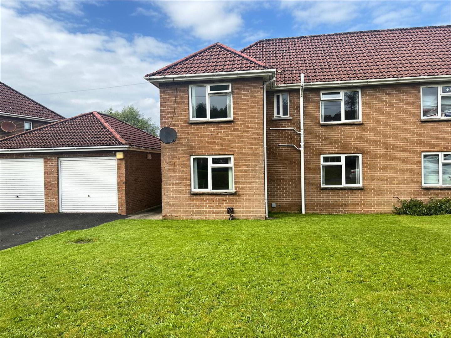 22 Walworth Drive 11 of 12