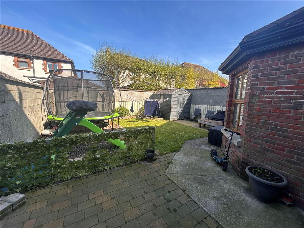 13 Heathergate Court 17 of 18