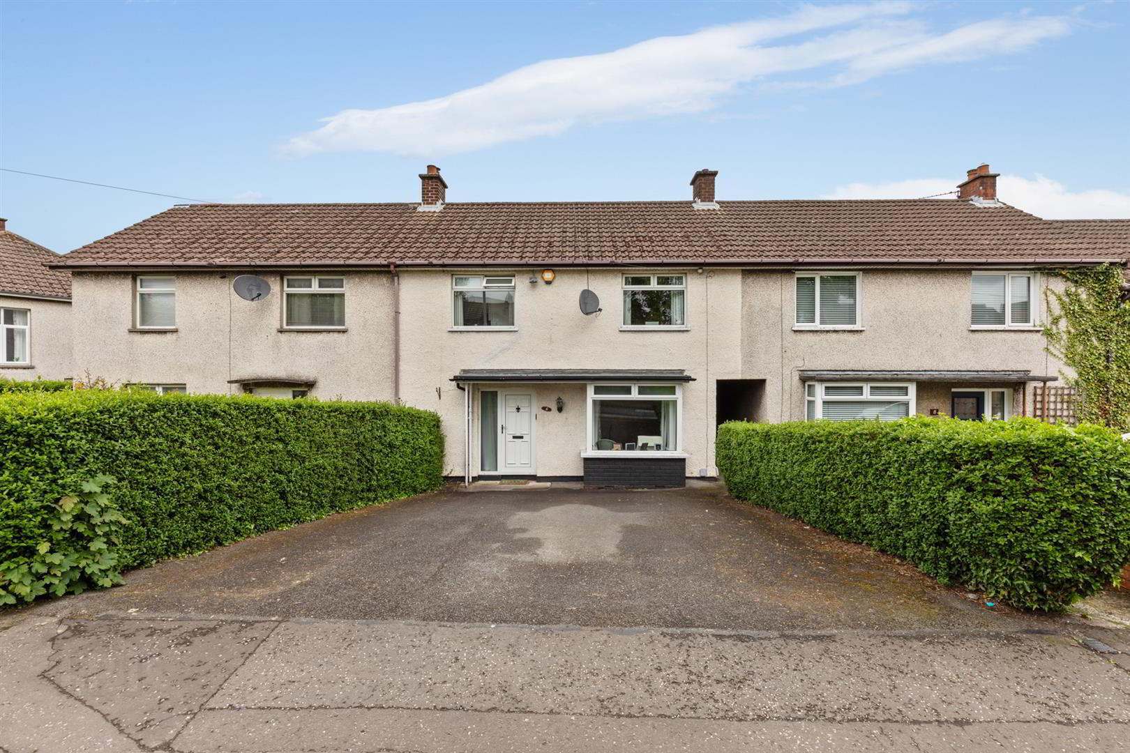 6 Lower Braniel Road 1 of 21