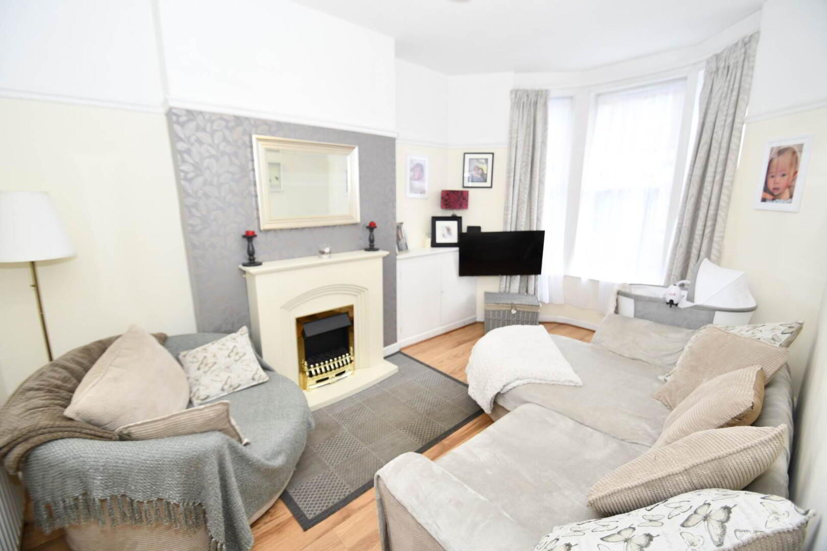 8 Alexandra Avenue 3 of 26
