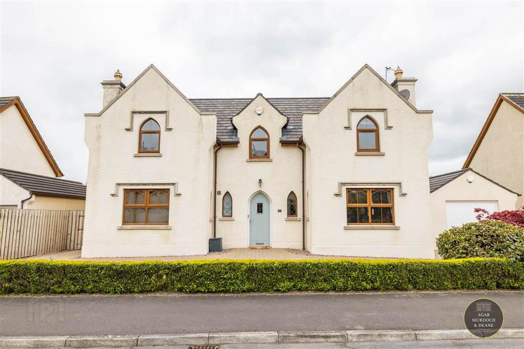 9 Manor Lane 3 of 47
