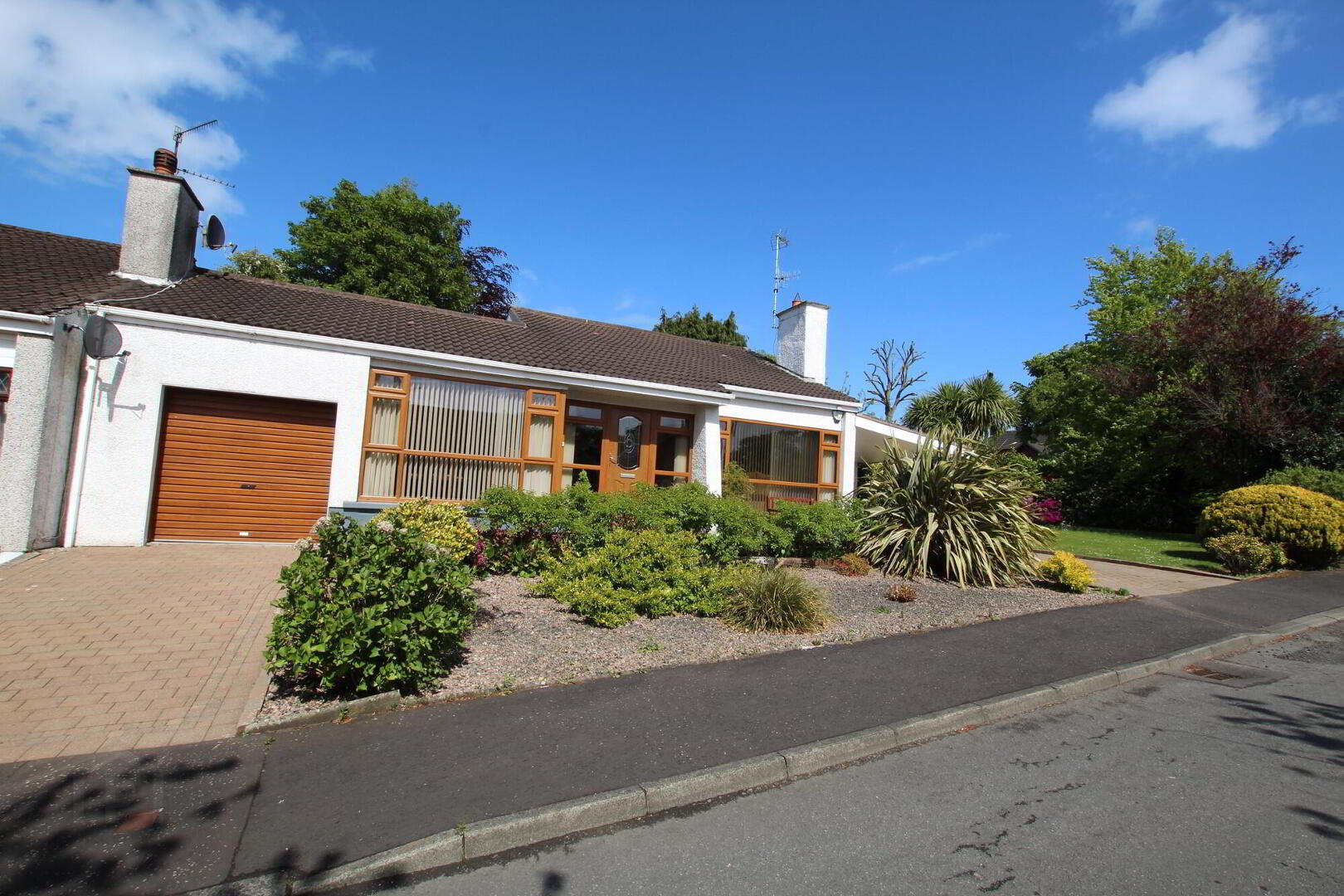 1 Parkfield 2 of 16