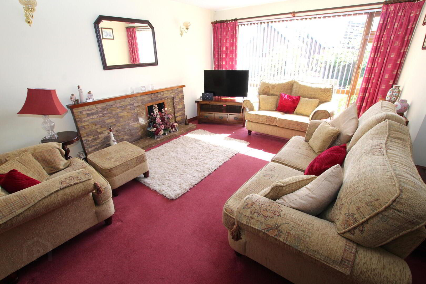 1 Parkfield 3 of 16