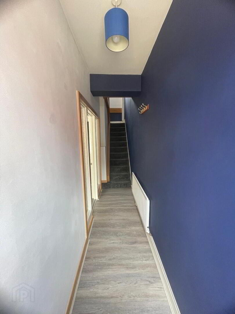13 Lendrick Street 2 of 9