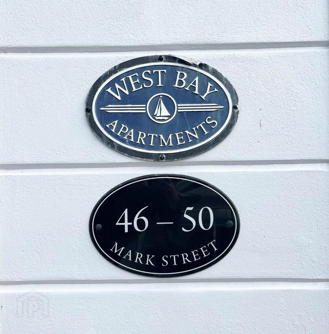 12 West Bay Apartments, 46-50 Mark Street 2 of 30