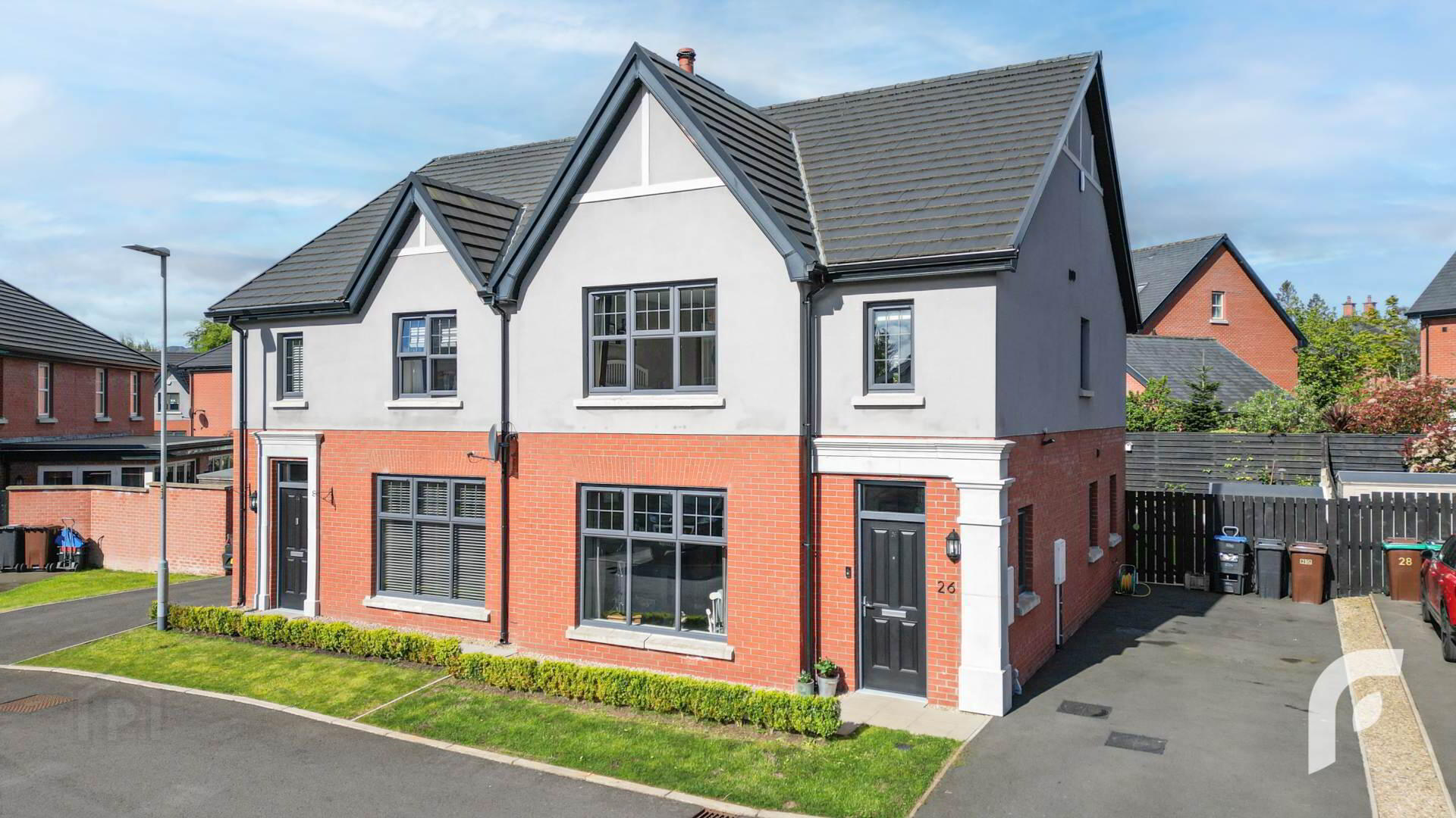 26 Oakfield Park 1 of 39